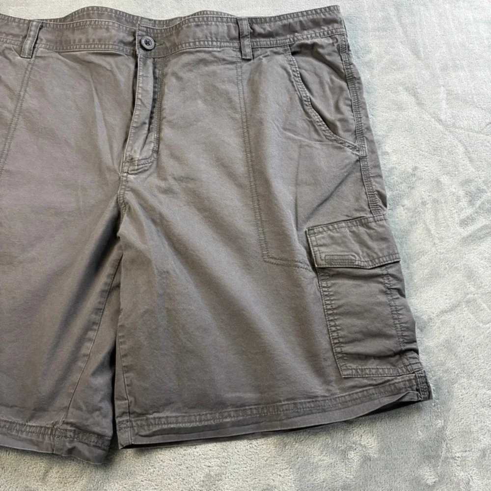 Columbia Omni-Shade Men's Cargo Shorts 42 Grey Regular Fit Hiking 10